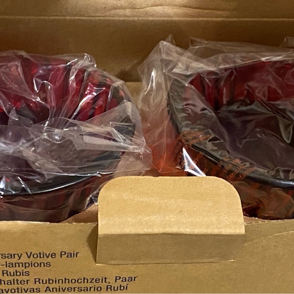 Pair of PartyLite Ruby Anniversary Votive/Tealight Holders - Picture 7 of 8
